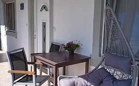 Aparttoni